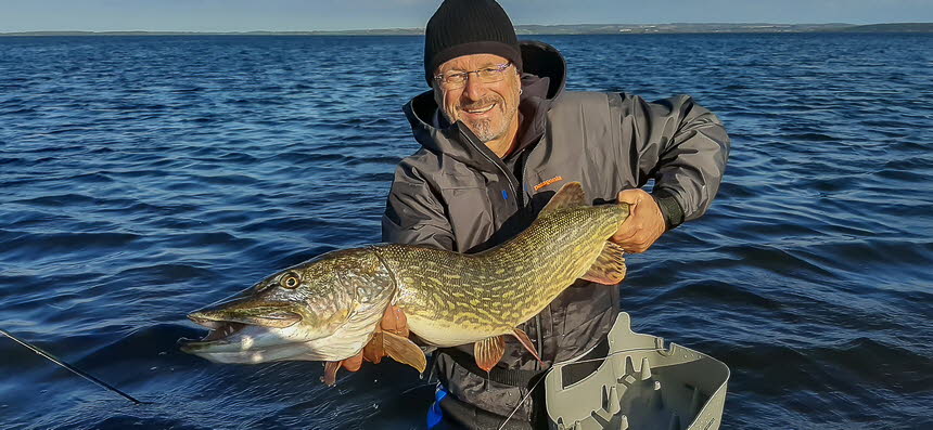 Fischen auf R�gen 2020-13